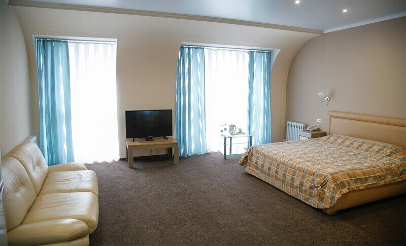 Джуниор сюит