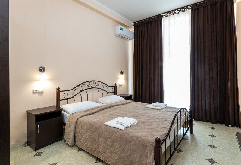 Люкс 2-местный 2-комнатный (вид на горы)