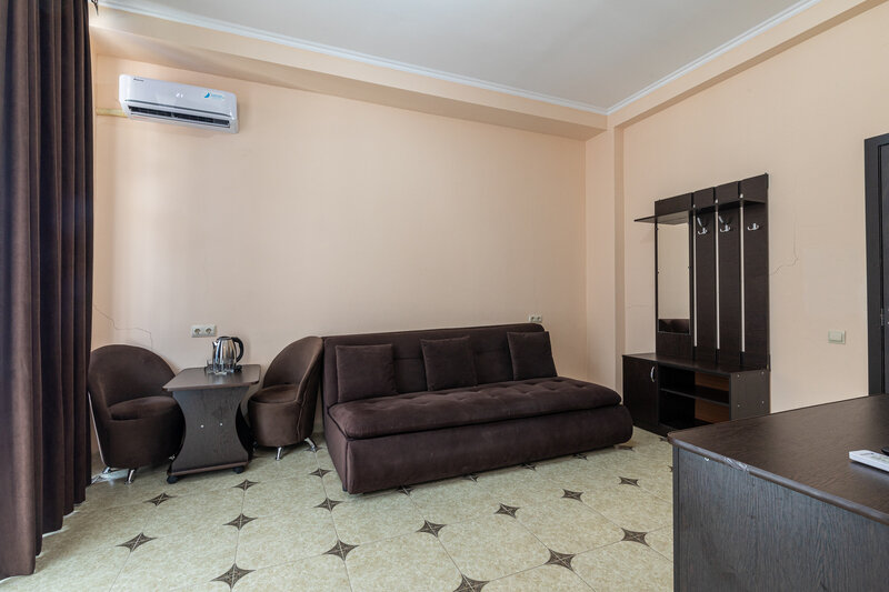 Люкс 2-местный 2-комнатный (вид на море)