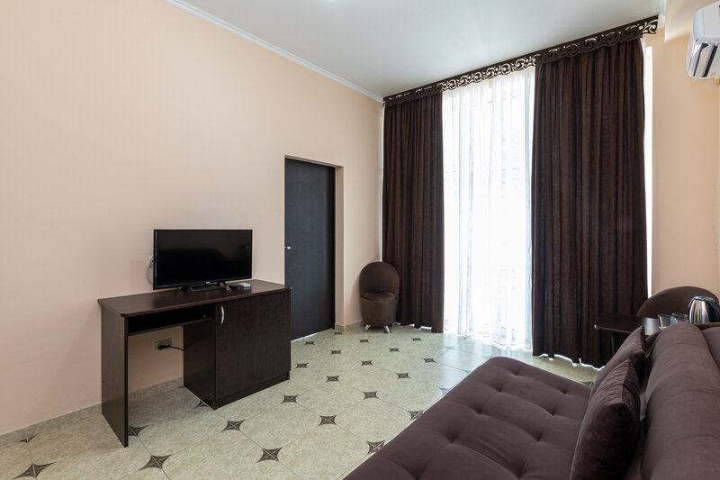 Люкс 2-местный 2-комнатный (вид на море)