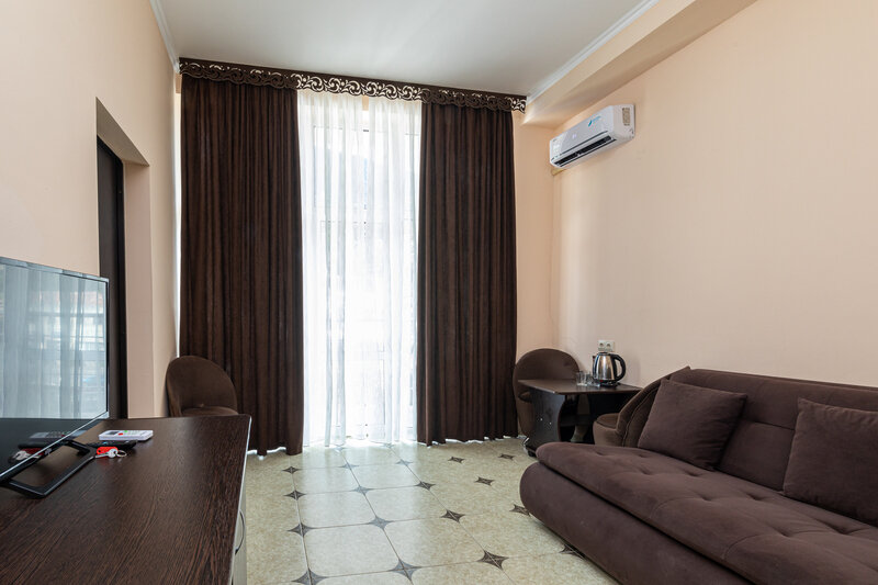 Люкс 2-местный 2-комнатный (вид на море)