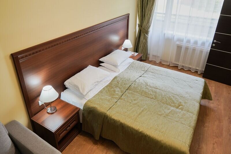 Полулюкс 2-местный 2-комнатный (с ремонтом)