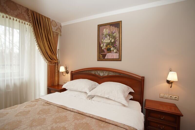 Полулюкс 2-местный 2-комнатный (корпус 4)