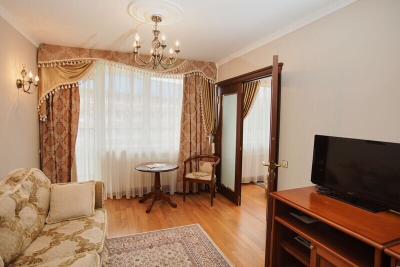 Полулюкс 2-местный 2-комнатный (корпус 4)