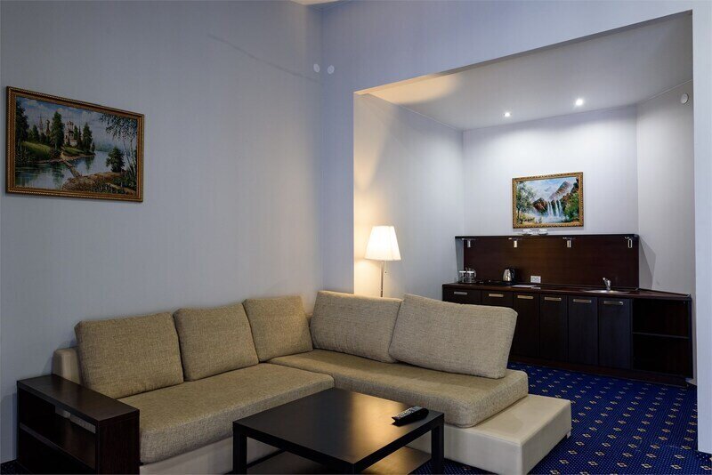 Люкс (корпус Югославский) вид на горы