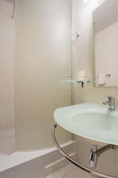 7 (санузел, душевая)