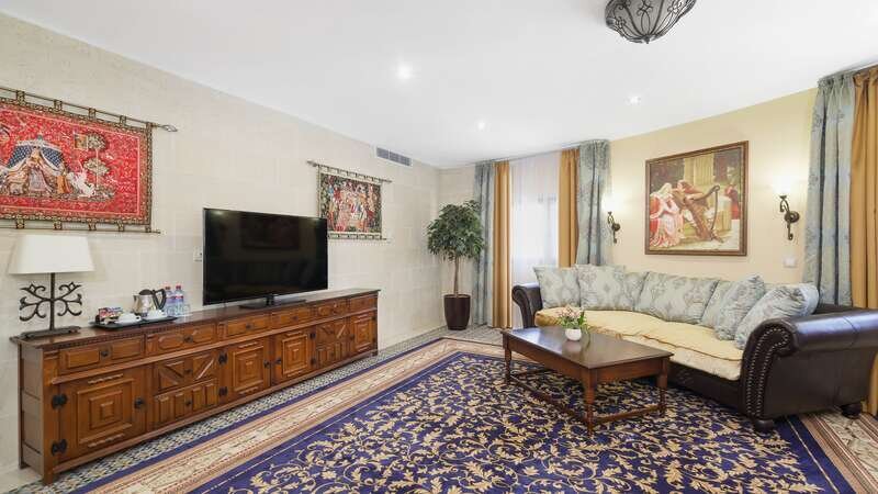 Люкс Короля 2-местный 2-комнатный