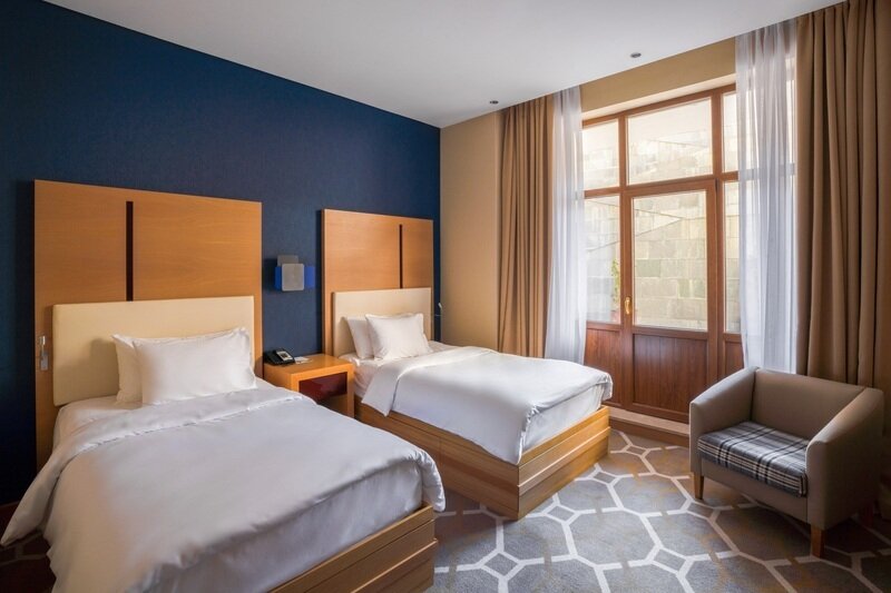 Супериор 2-местный (вид на двор, ТВИН)