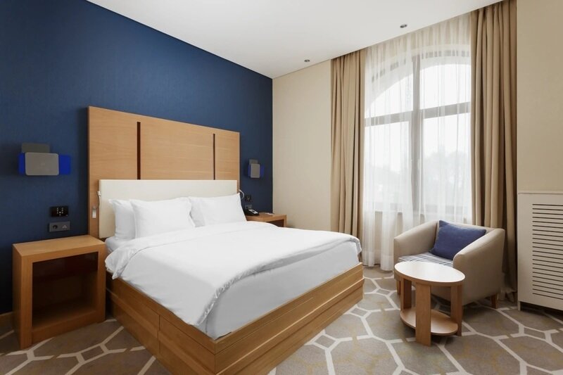 Супериор 2-местный (с боковым видом на горы, КИНГ)