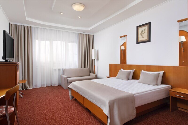 Джуниор Сюит 2-местный 1-комнатный (корпус С)