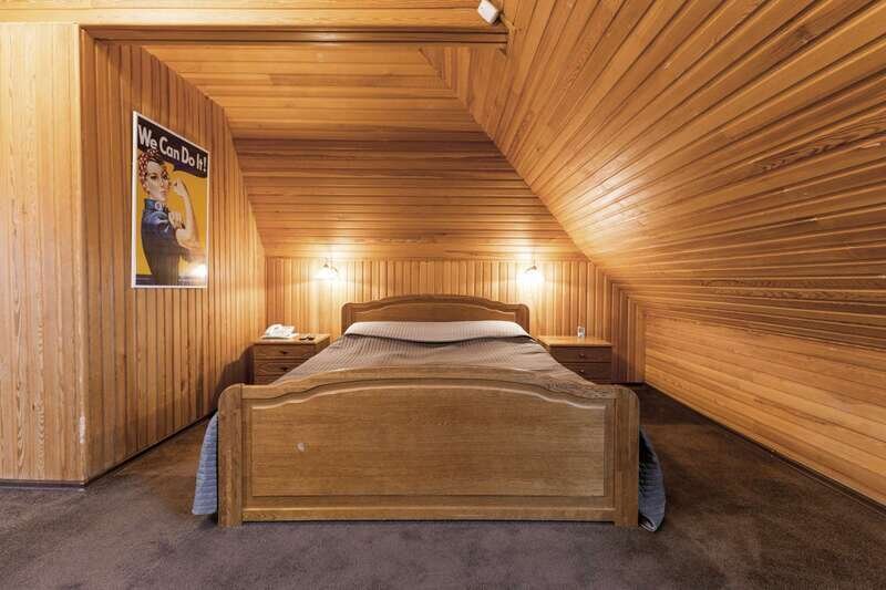 Полулюкс 2-местный (во флигиле)