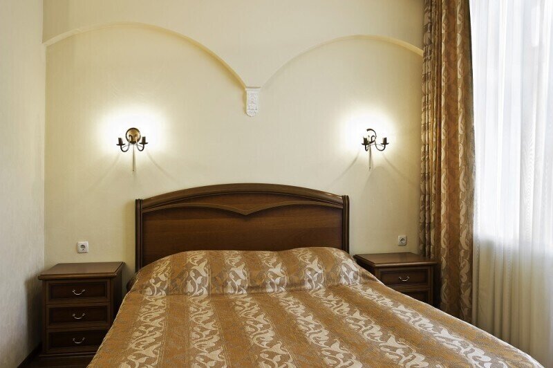 Джуниор сюит 2-местный 2-комнатный (корпус 3)