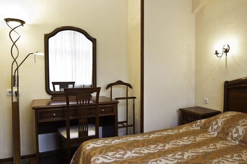 Джуниор сюит 2-местный 2-комнатный (корпус 3)