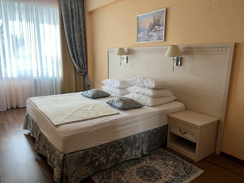 Люкс 2-местный 2-комнатный (без балкона)