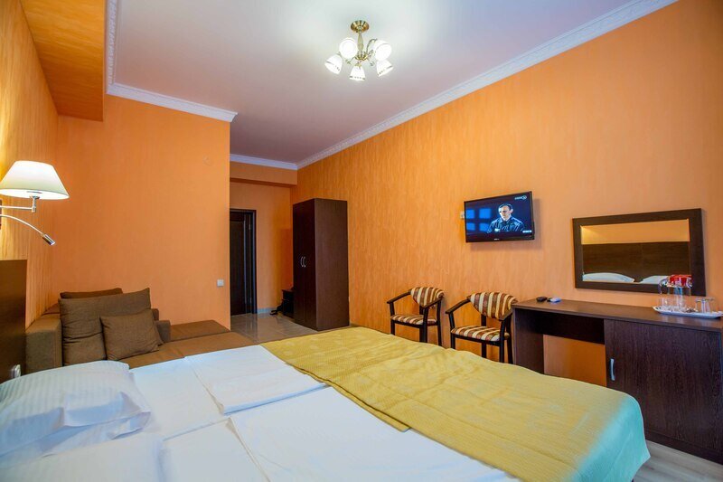 Стандартный 2-местный 1-комнатный с балконом с видом на море (корпус А)