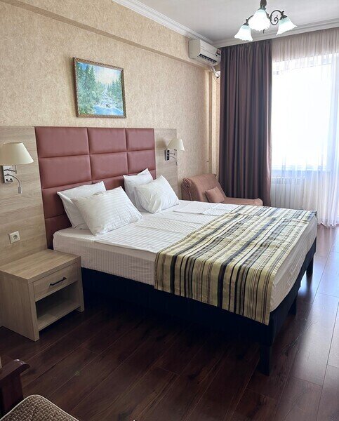 Стандартный 2-местный 1-комнатный (с балконом, с видом на море, корпус Б)