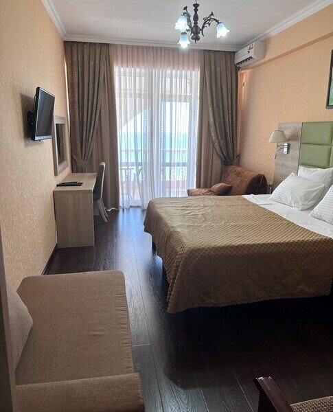 Стандартный 2-местный 1-комнатный (с балконом, с видом на море, корпус Б)