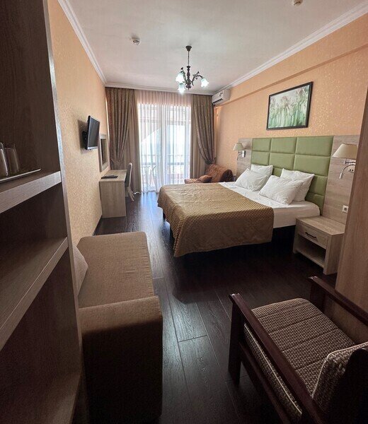 Стандартный 2-местный 1-комнатный (с балконом, с видом на море, корпус Б)