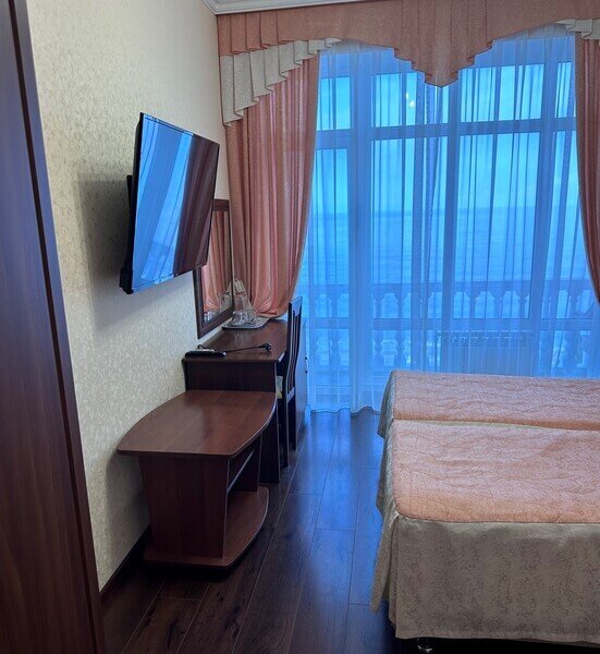 Стандартный 2-местный 1-комнатный (с балконом, с видом на море, корпус Г)