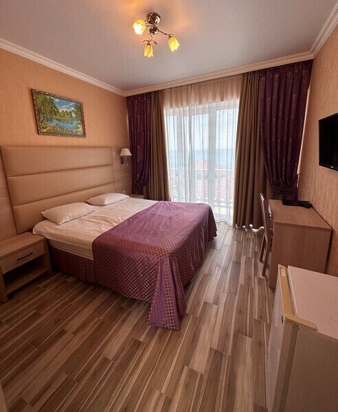 Стандартный 2-местный 1-комнатный (с балконом, с видом на морскую сторону, корпус В)