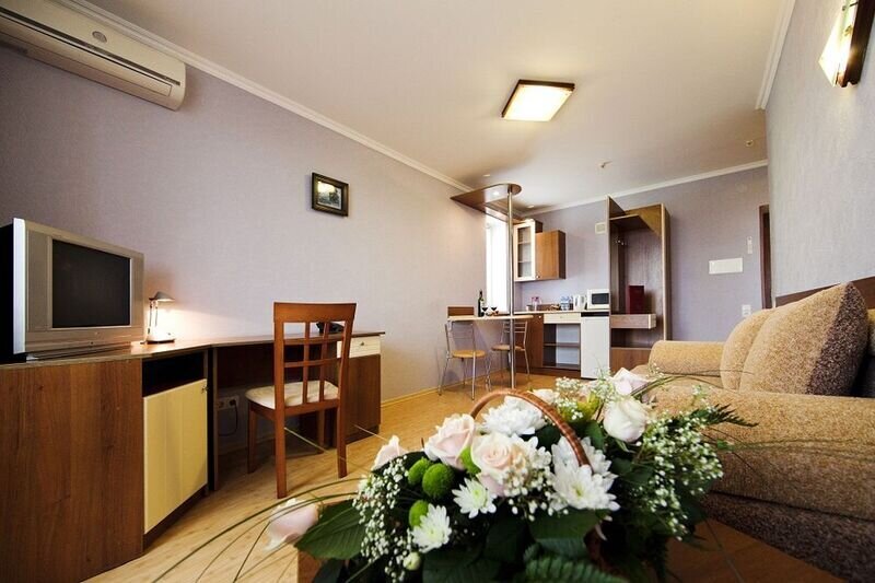 Семейный плюс 2-местный 2-комнатный (корпус 2)