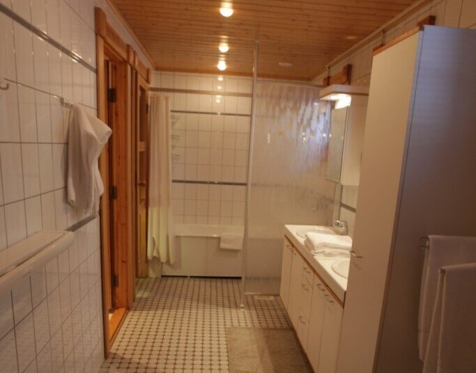 Коттедж 6-местный 2-этажный