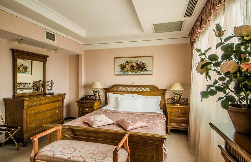 Президентский Люкс 4-местный 5-комнатный Suite