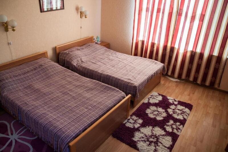 Люкс 2-местный 2-комнатный (корпус №1, 3 этаж, № 90)