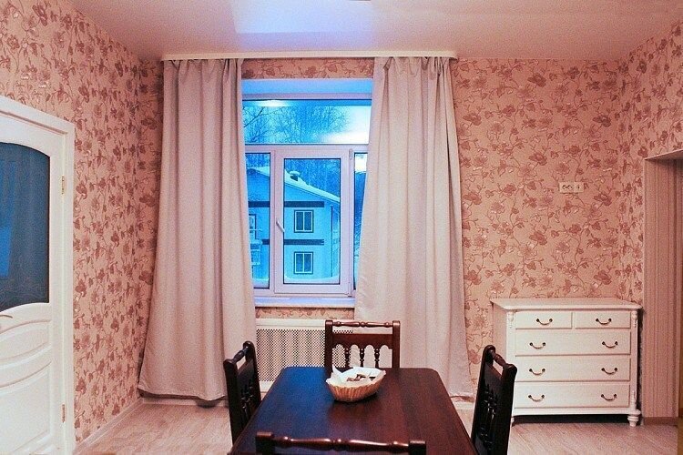 Люкс 3-местный 2-комнатный (корпус №2, этаж 2, №139)