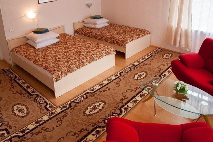 Люкс 3-местный 2-комнатный (корпус №2, №162)