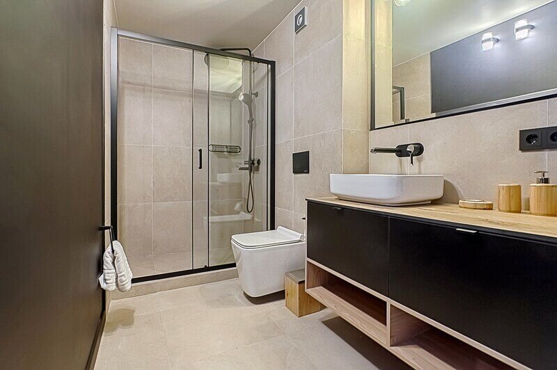 Студия с балконом