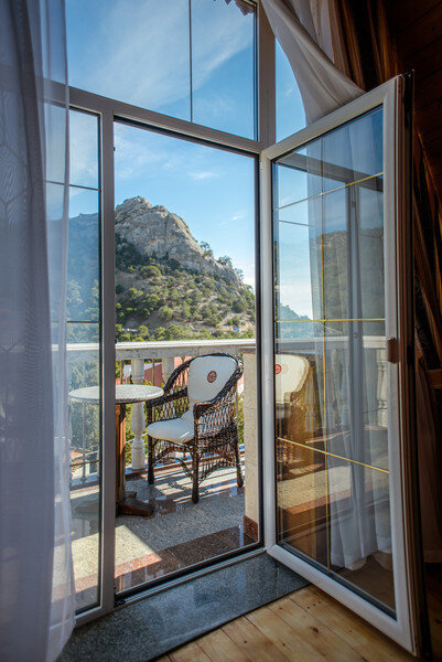 Стандартный 2-местный (DBL, боковой вид на море)