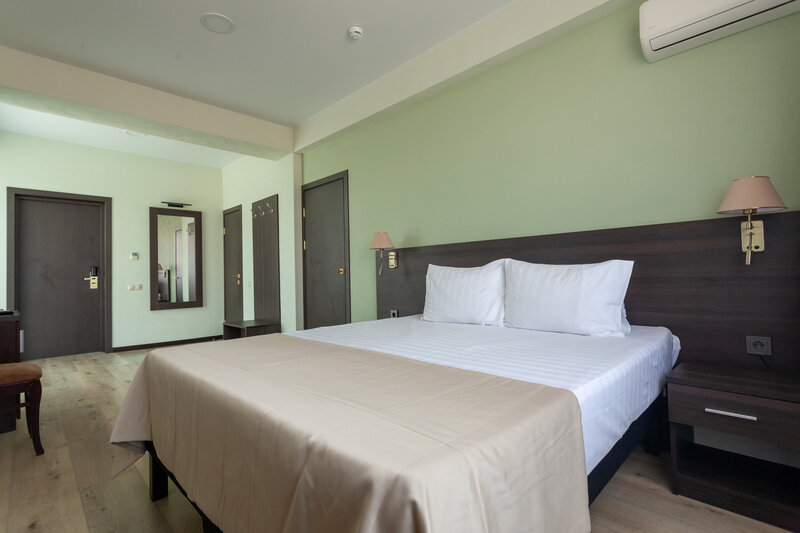 Стандартный 4-местный 2-комнатный