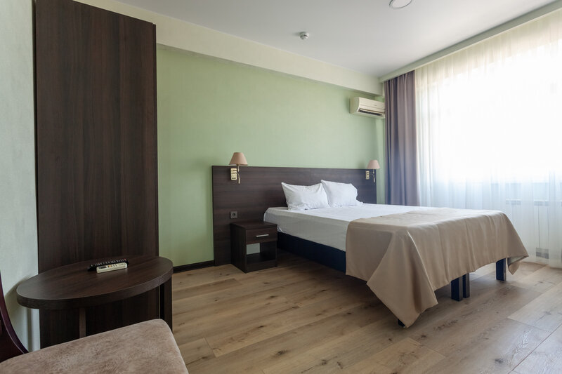 Стандартный 4-местный 2-комнатный