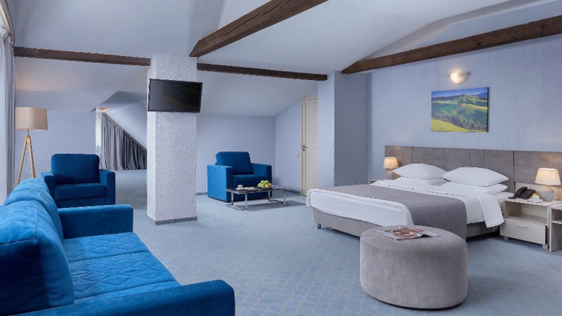 Люкс Suite Country 4-местный 1-комнатный (корпус №1-4)