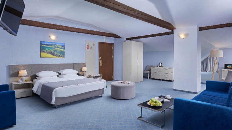 Люкс Suite Country 4-местный 1-комнатный (корпус №1-4)