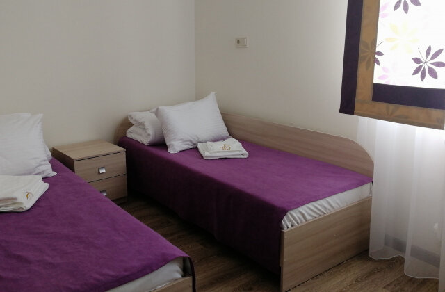 Блочный без дом места