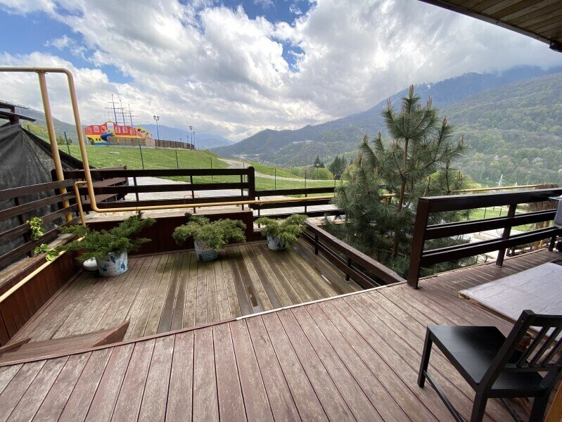 Люкс 5-местный Панорамный (с выходом на террасу)