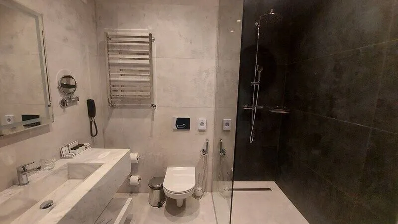 Люкс 2-местный 2-комнатный (вид на город)