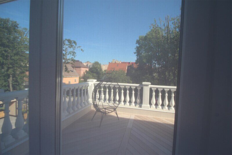 Стандартный 2-местный Twin (с балконом, вид на город)