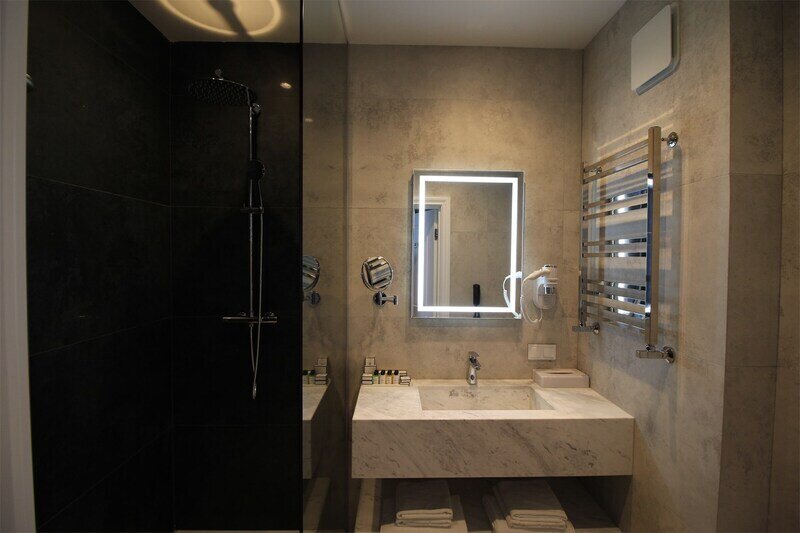 Стандартный 2-местный Twin (с балконом, вид на город)