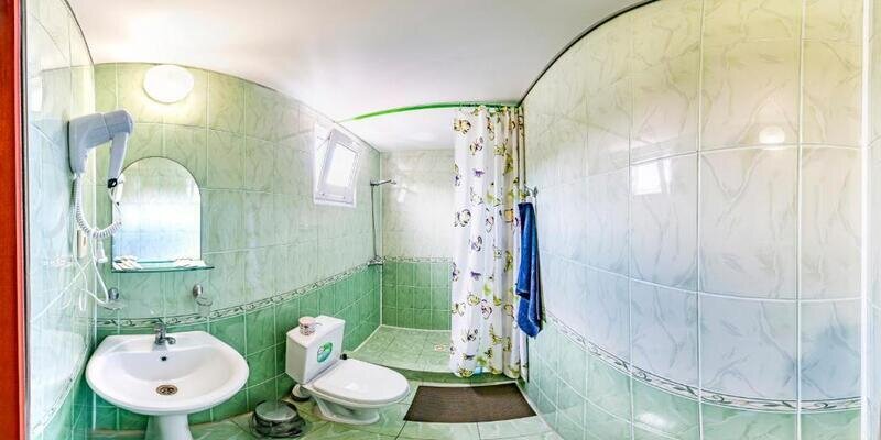 Люкс 4-местный 1-комнатный