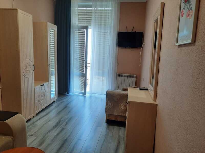 Номер 4-местный 2-комнтаный (№2)