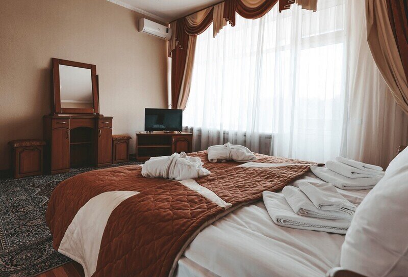 Люкс 2-местный 3-комнатный (корпус 1)