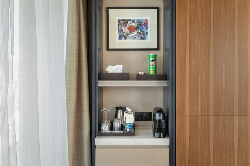 Джуниор сюит 2-местный (DBL, вид на город)