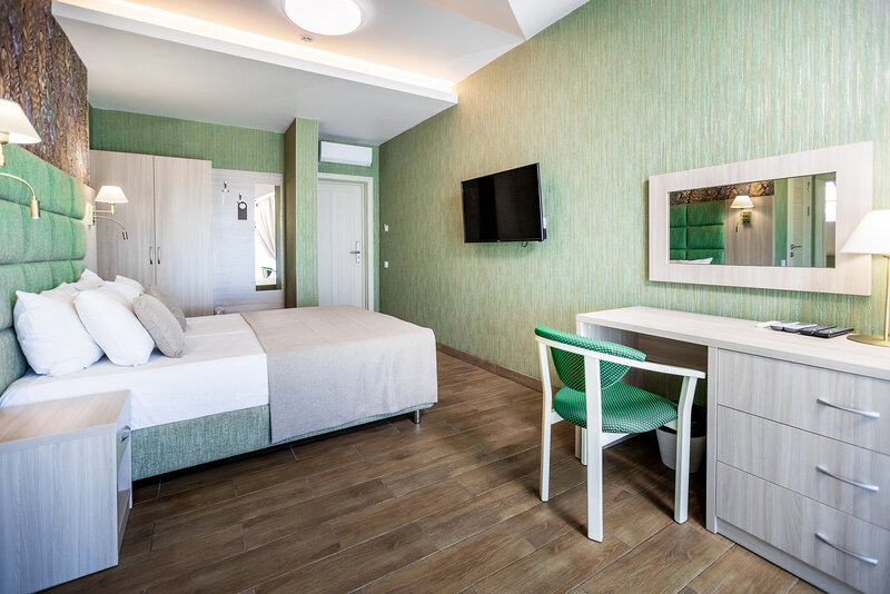 Семейный 4-местный 2-комнатный (мансарда)