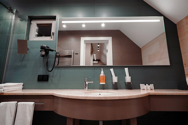 Коттедж 4-местный (с 2 спальнями)