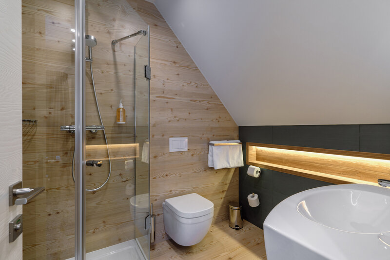 Коттедж 4-местный (с 2 спальнями)