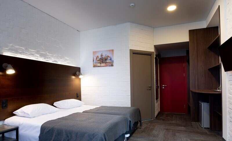 Полулюкс 4-местный (DBL/TWIN)