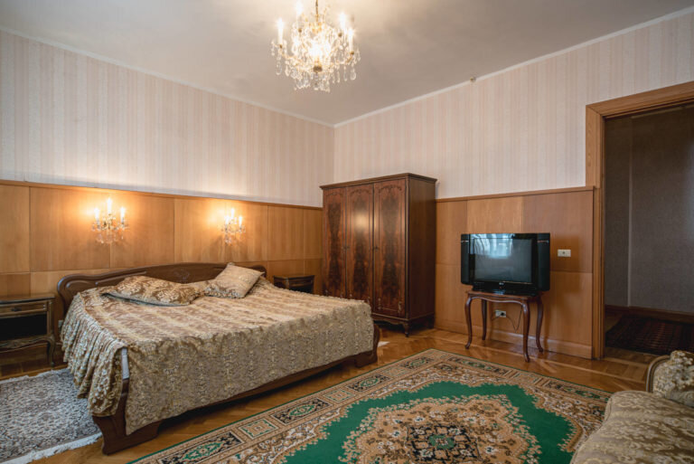 Апартаменты Сюит Президентский 4-местный 3-комнатный (корпус 2)